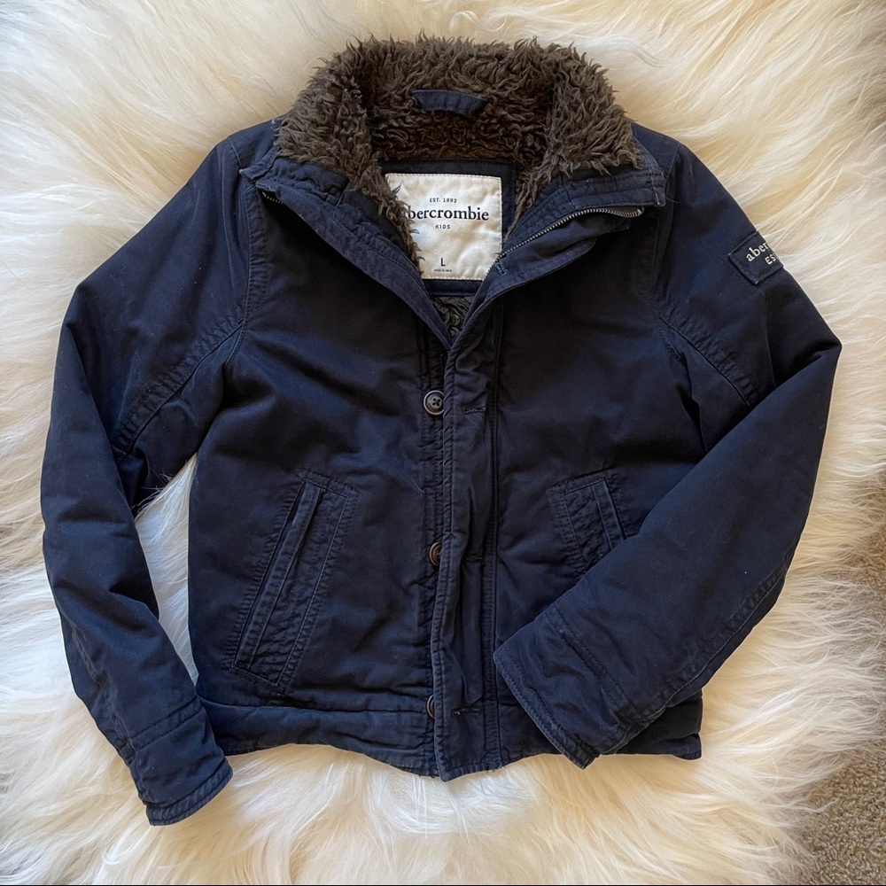 Abercrombie KIDS Boys Faux Fur Lined Jacket LG